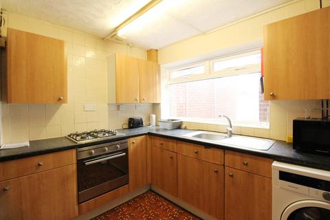 4 bedroom terraced house to rent, Lodge Road, Southampton