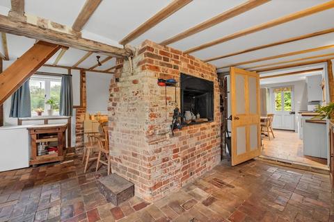 3 bedroom detached house for sale, Gissing