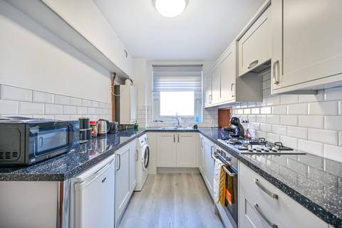 3 bedroom flat for sale, Hillcrest Road, Ealing, London, W5