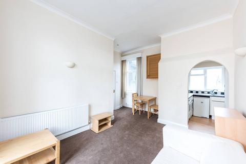 1 bedroom flat for sale, St Georges Square, Pimlico, London, SW1V