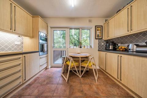 4 bedroom end of terrace house for sale - Knoll Crescent, Northwood, HA6