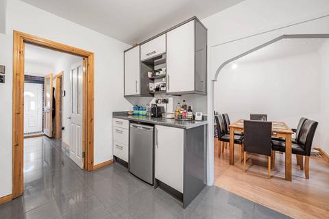 5 King Edward Road, Leyton, London, E10 6LE