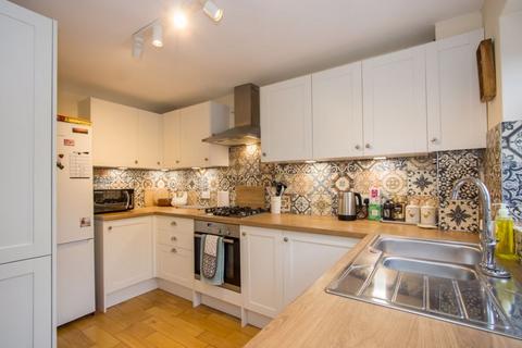 2 Althorp Drive, Penarth, CF64 5FF