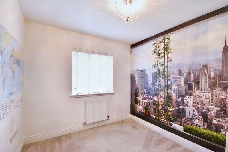 Bedroom 4 / Study