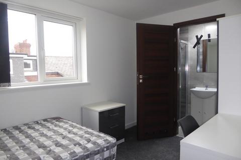 5 bedroom terraced house to rent, Portman Road, Wavertree, Liverpool