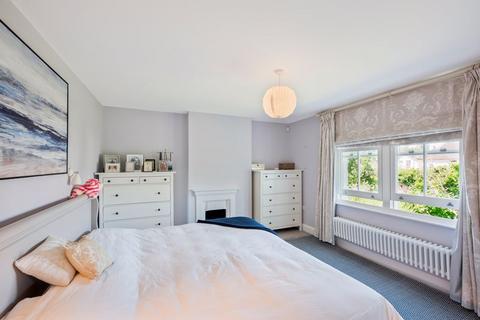 Barton House Barton Road, Bramley, Guildford, GU5 0EB