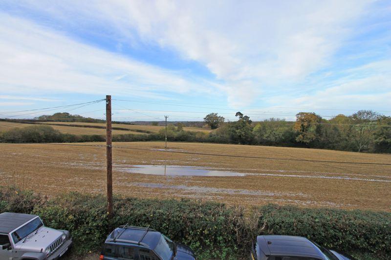 Woods Green, Wadhurst 2 bed cottage for sale £345,000