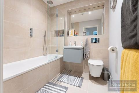 1 bedroom flat for sale, Olden Lane, Purley