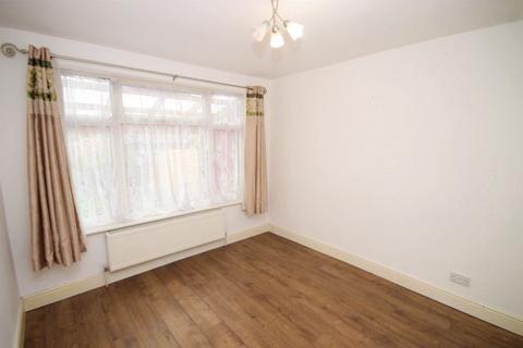 3 bedroom terraced house for sale - Conway Crescent, Greenford