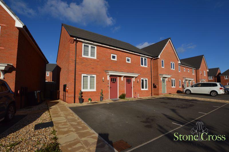 Thompson Farm Meadow, Lowton, WA3 2UJ 2 bed semidetached house for