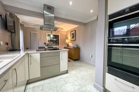 8 Amelia Close, Baddeley Green, Stoke-on-trent, ST2 7QN