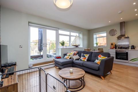 2 bedroom apartment for sale, Old Church Road, Clevedon