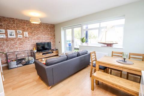 2 bedroom apartment for sale, Old Church Road, Clevedon