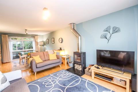 56 Ash Grove, Clevedon, BS21 7JZ