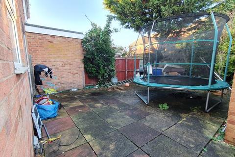 34 Concorde Way, Gloucester, GL4 4PT