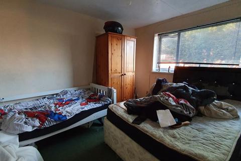 34 Concorde Way, Gloucester, GL4 4PT
