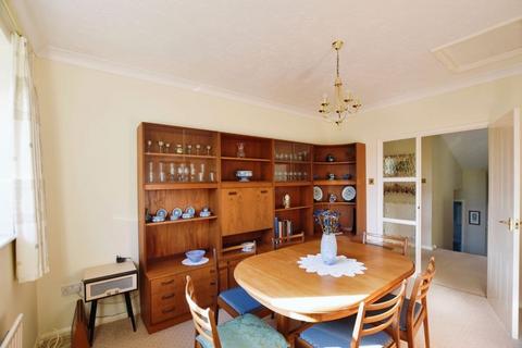 18 Cygnet Drive, Durrington, Salisbury, SP4 8LQ