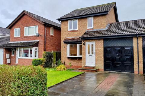 3 bedroom semi-detached house to rent, Crookburn Close, Carlisle