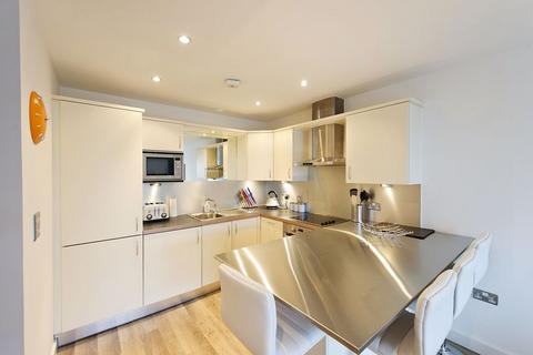 undefined, Horse Shoe Court, Brewhouse Yard, London
