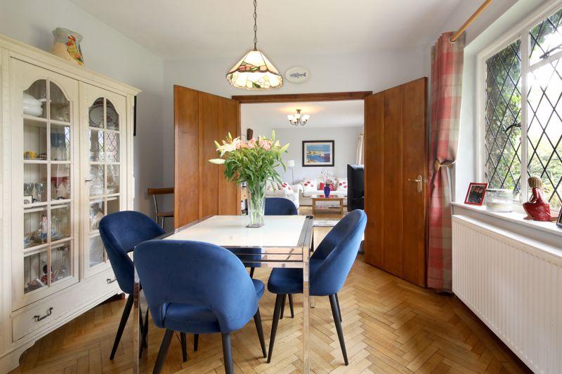 Breakfast Room