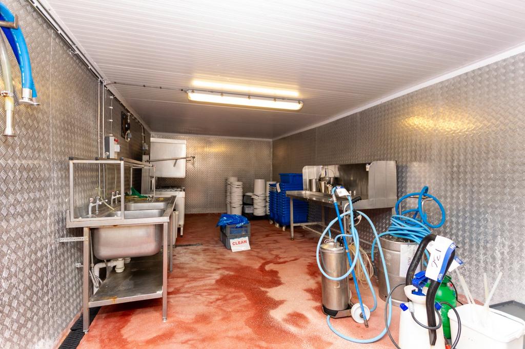 Picture No. 06