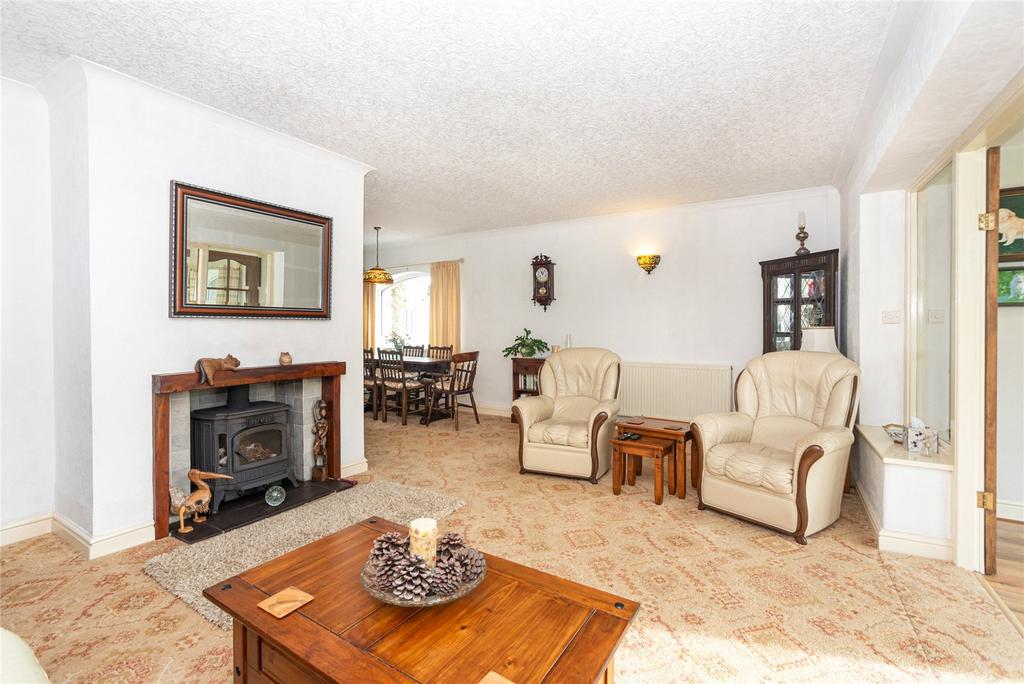 Llaneilian, Amlwch, Isle of Anglesey, LL68 4 bed bungalow for sale £