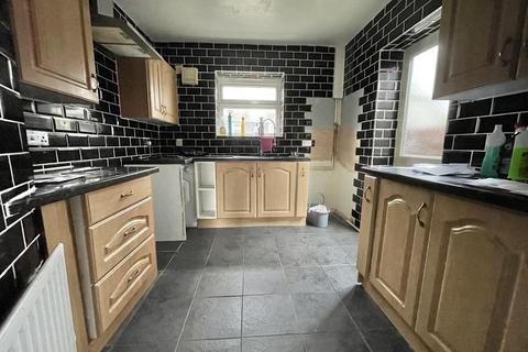 2 bedroom semi-detached house for sale, Thorncroft Way, Walsall, WS5 4EF