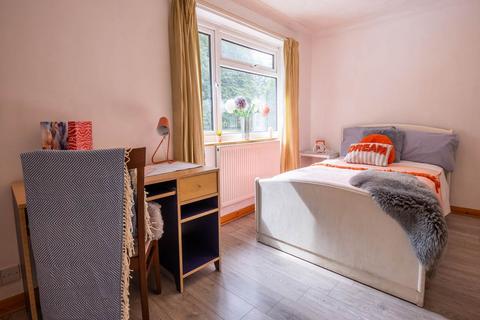 5 bedroom house to rent - Queens Avenue, Canterbury, Kent