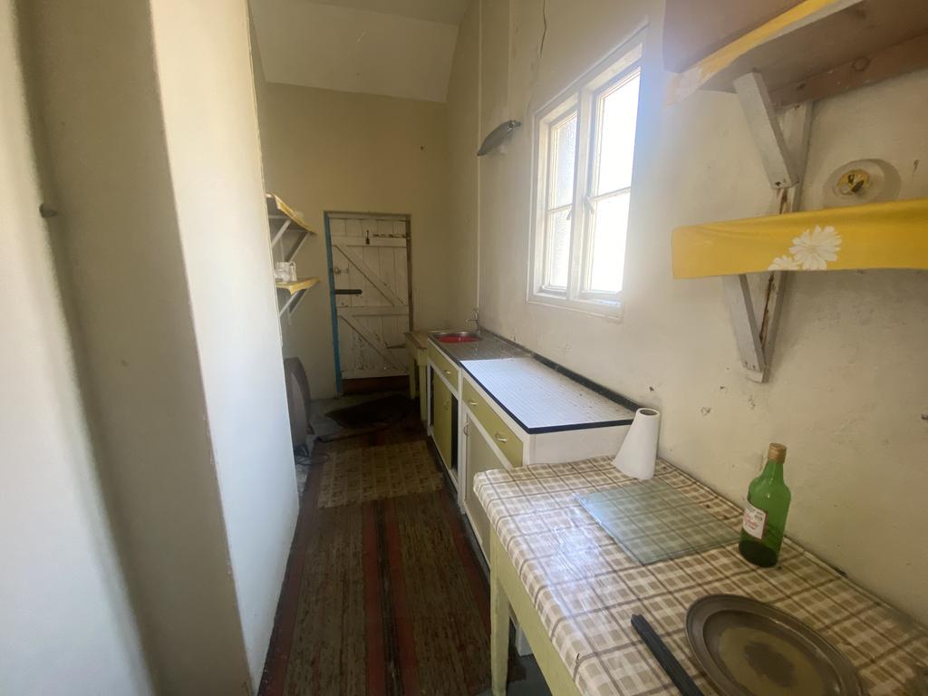 Rear lean to kitchen