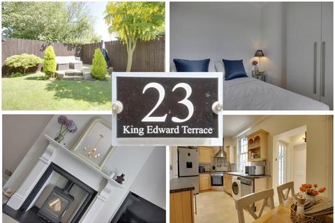 3 bedroom end of terrace house for sale - King Edward Terrace, Brough