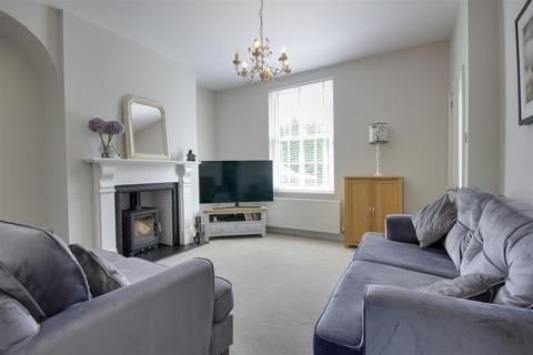 3 bedroom end of terrace house for sale - King Edward Terrace, Brough
