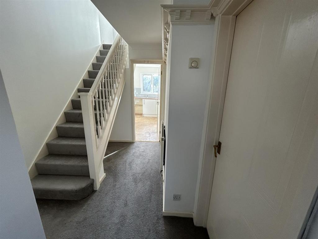 Sandpiper Road, Llanelli 3 bed link detached house for sale £285,000