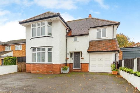 4 bedroom detached house for sale, Victoria Road, Linslade, Leighton Buzzard