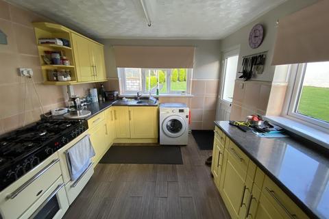 66 Culla Road, Trimsaran, Kidwelly, SA17 4DA