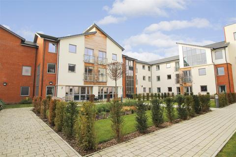 1 bedroom apartment for sale, Kings Place, Fleet, Hampshire