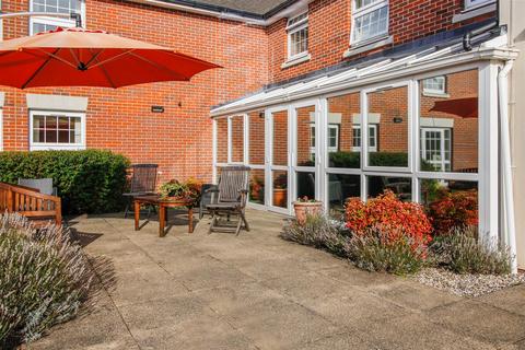 1 bedroom apartment for sale, Weighbridge Court, 301 High Street, Chipping Ongar, Essex, CM5 9FD