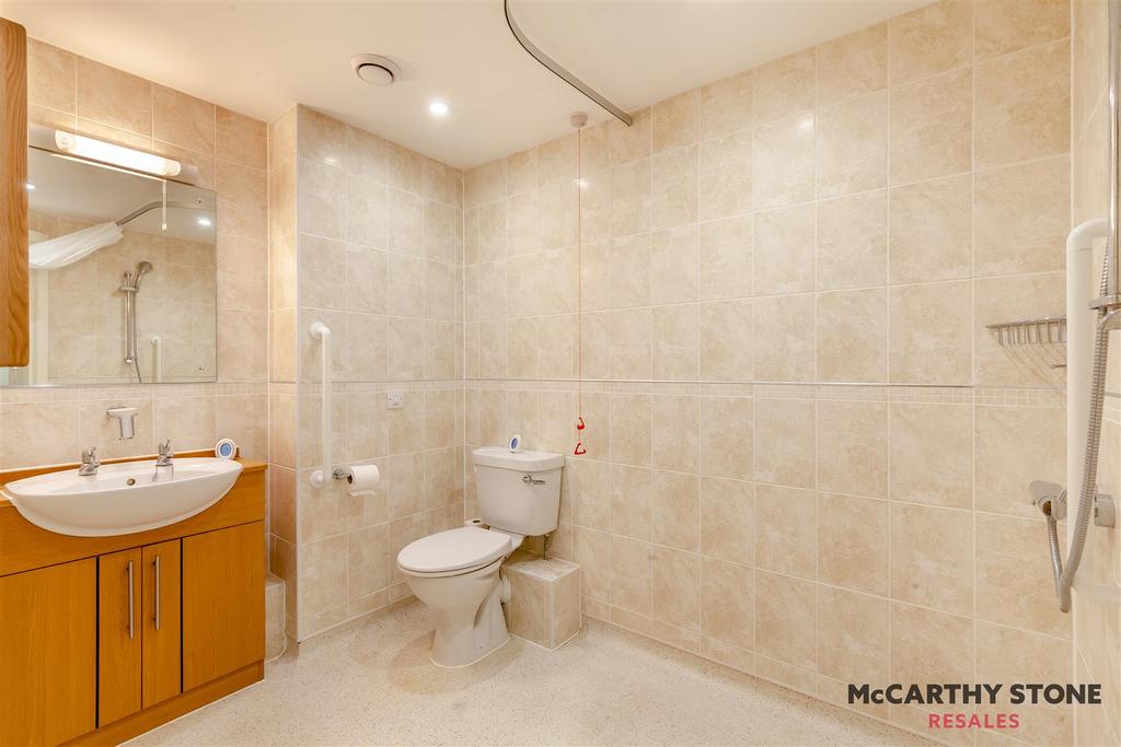 8585394-interior08.jpg