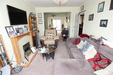 59 Dorchester Road, Worcester Park, KT4 8NW
