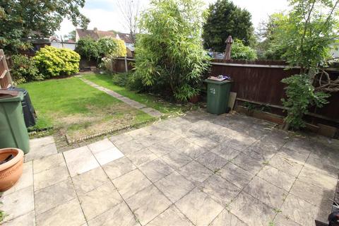 76 Washington Road, Worcester Park, KT4 8JH