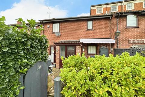 48, Trinity Court Fish Street, Hull, HU1 2NB