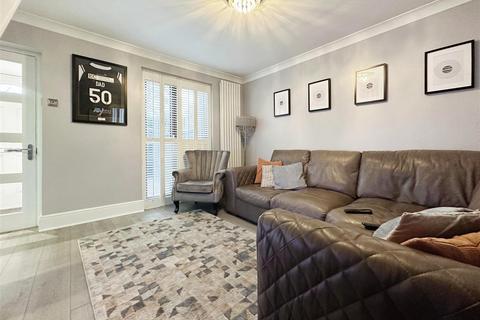 48, Trinity Court Fish Street, Hull, HU1 2NB