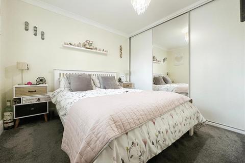 48, Trinity Court Fish Street, Hull, HU1 2NB