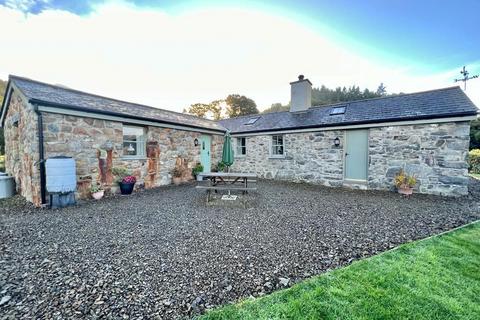 2 bedroom house for sale - Maenan, Llanrwst