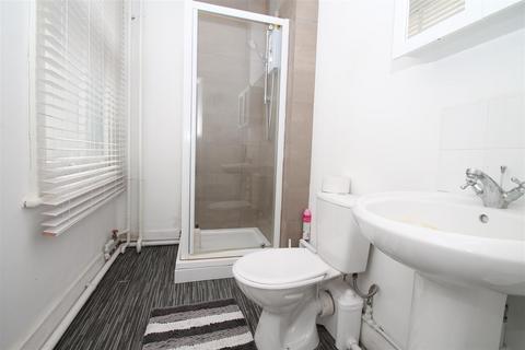 1 bedroom flat to rent, 749d Green Lanes, Winchmore Hill, London N21