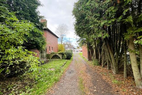 2 bedroom property with land for sale - Thornaby Road, Thornaby, Stockton-On-Tees