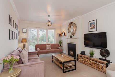35 The Drive, Epsom, KT19 0AR