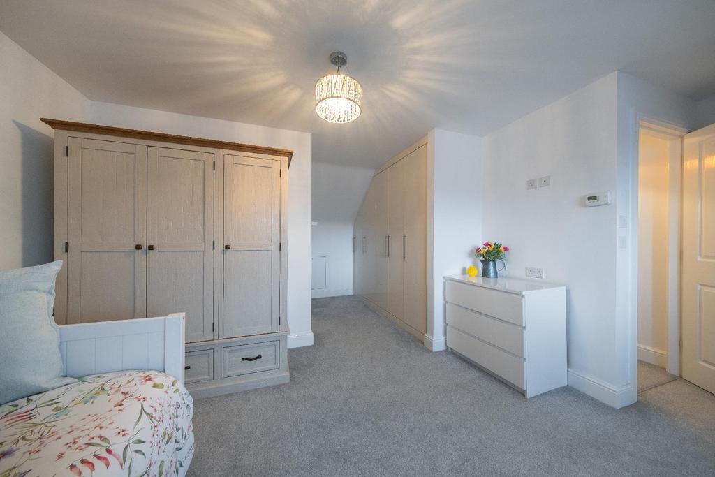 18 Furber Close-033.JPG