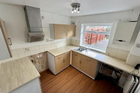 2 bedroom end of terrace house for sale - Malvern Crescent, Darlington