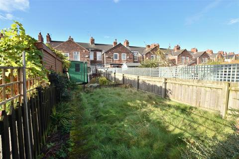 2 bedroom terraced house for sale - Hardy Street, Hull