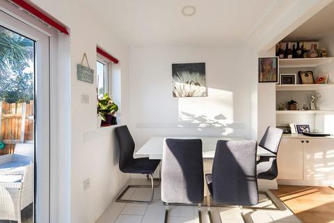 70 Hillcrest Road, Bromley, BR1 4SD